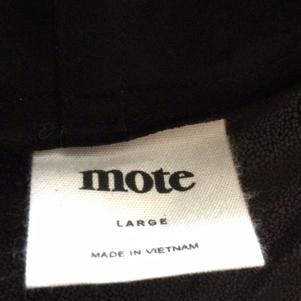 Mote Leatherlook Top - Picture 6 of 10